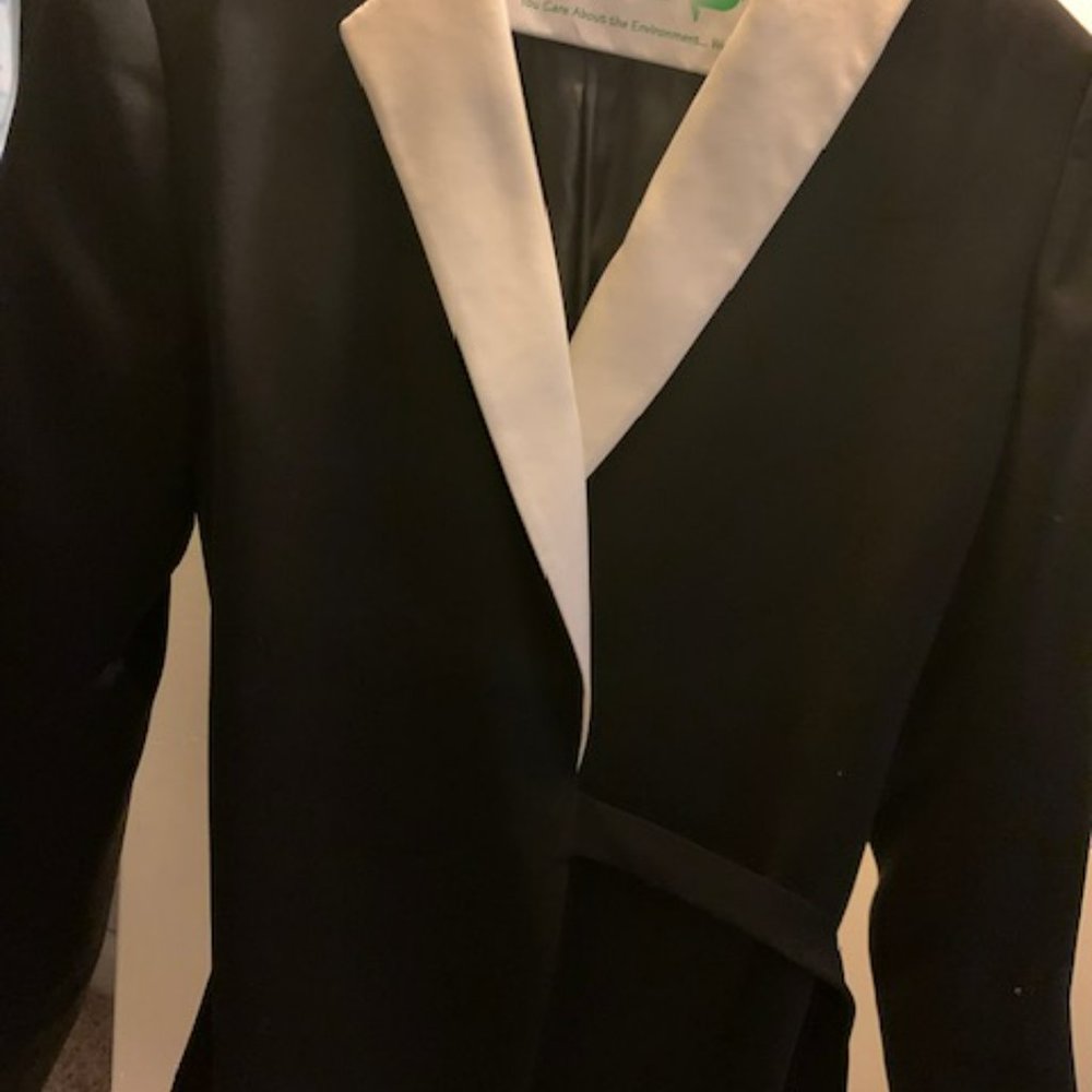 Kasper Black Formal Belted Formal Pant Suit